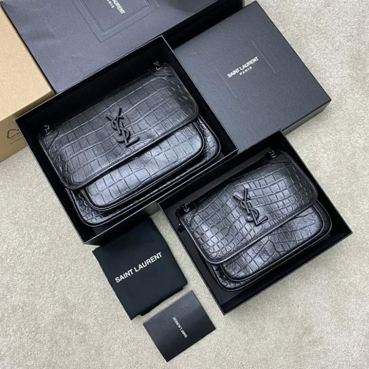 Picture of Saint Laurent Handbags _SKUfw167255489fw